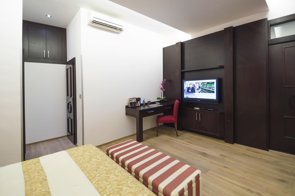Luxury Apartments Pricna Прага Екстериор снимка