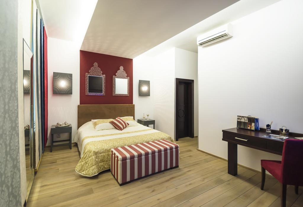 Luxury Apartments Pricna Прага Екстериор снимка