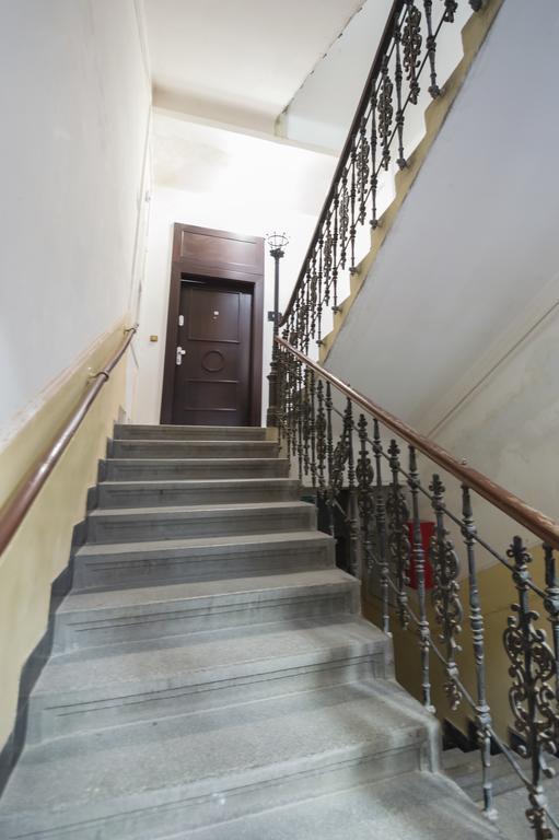 Luxury Apartments Pricna Прага Екстериор снимка